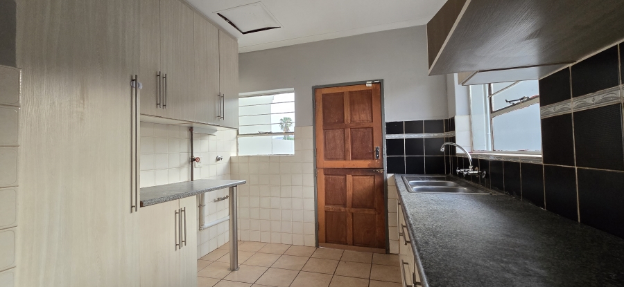 3 Bedroom Property for Sale in Geelhoutpark North West